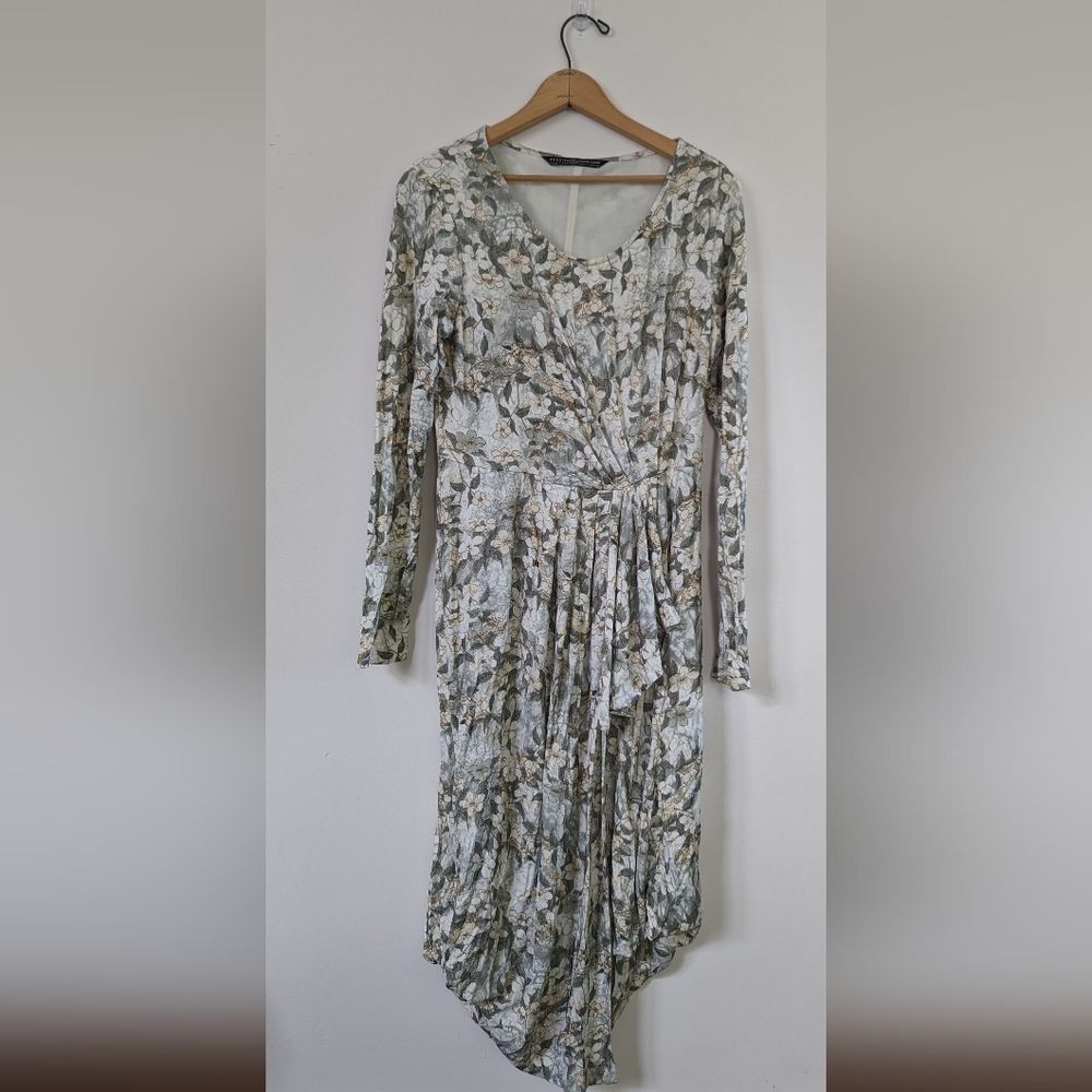 Peruvian Connection floral long sleeve v neck faux wrap pleated dress M Medium